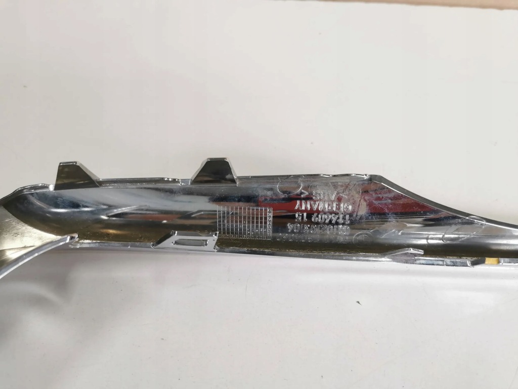 Хром, молдинг бампера передний bmw 6 x drive правая 181. в Украине