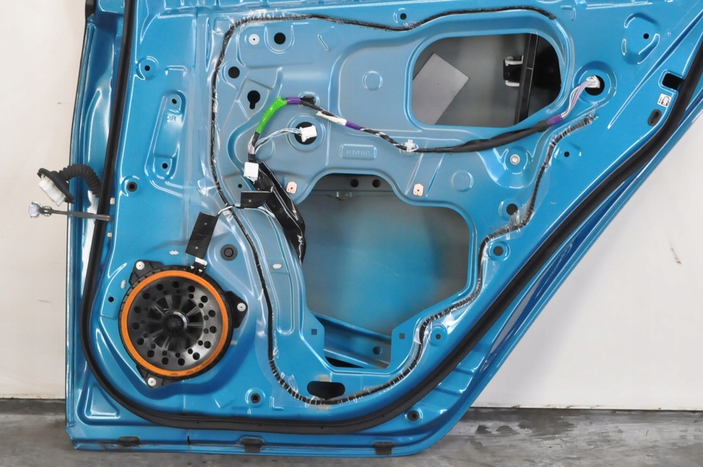 фото №11, Toyota prius phv prime prius iv дверь правый задняя задние 791