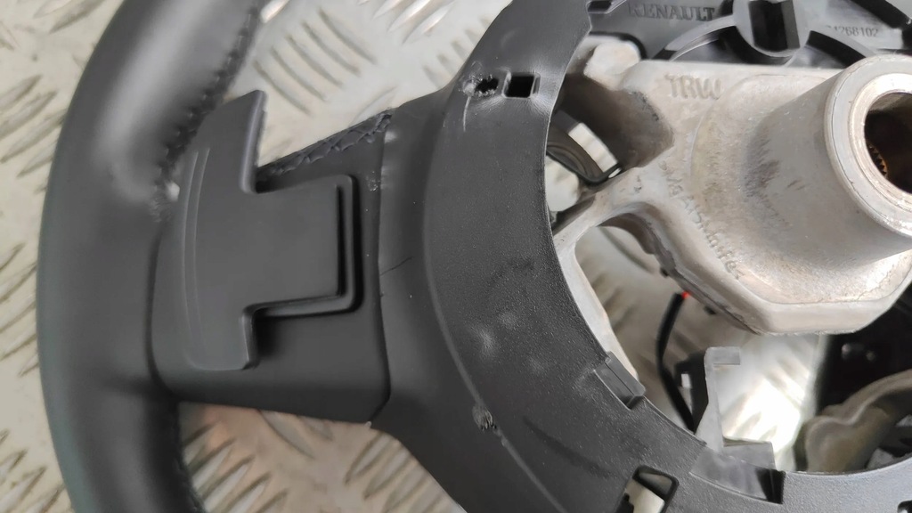 фото №12, Renault clio v 19-23 повітропровід шкіряний multi