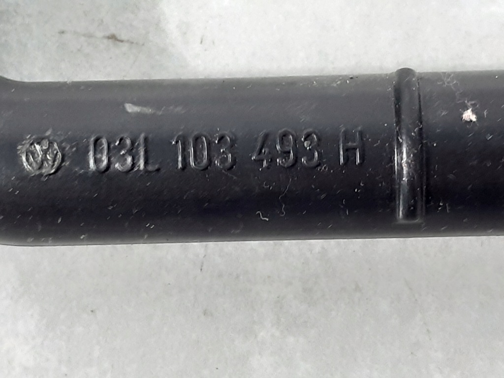 фото №7, Vw amarok 2.0tdi шланг воздуха вентиляция картера 03l103493h