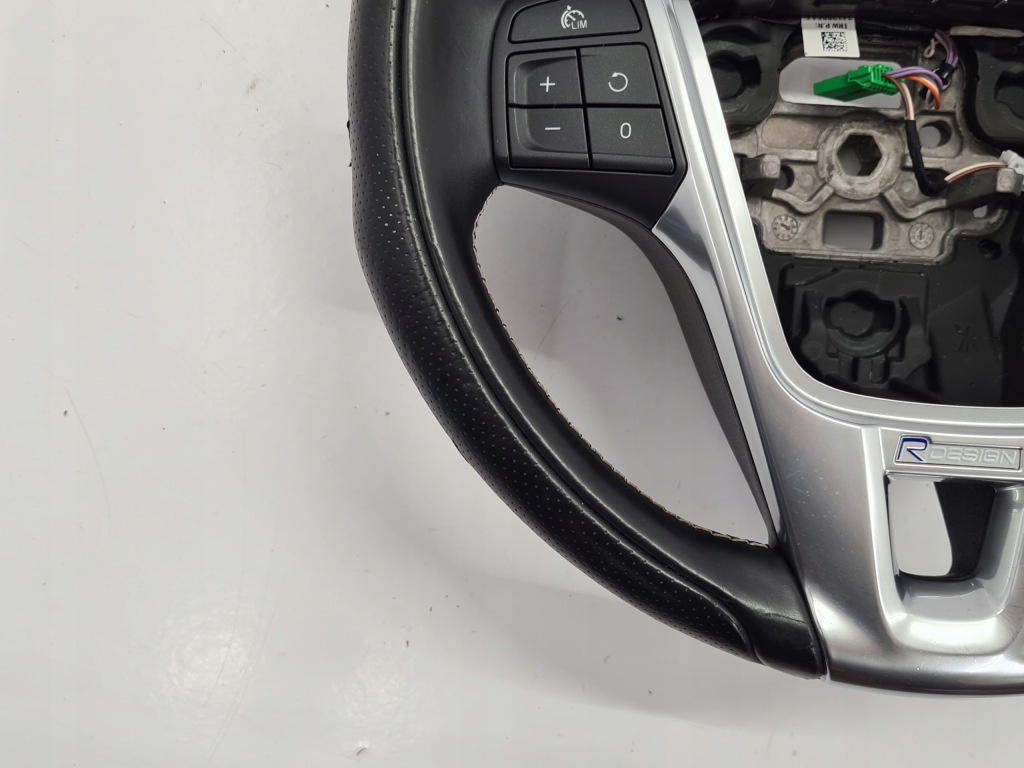 фото №4, Volvo v40 ii r-design 12-19 воздуховод