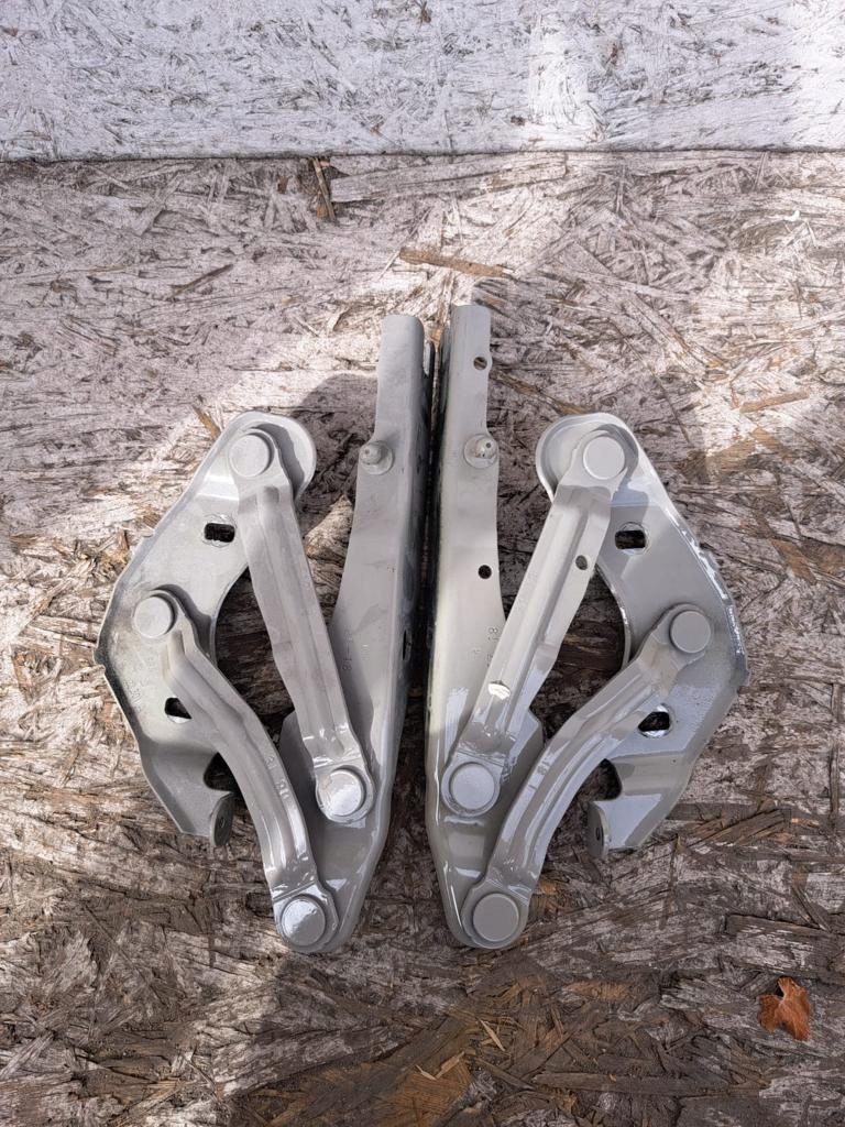 фото №2, Audi a1 петлі капот оригінал