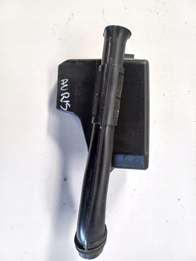 фото №1, Резонатор toyota auris ii 17760-0t010