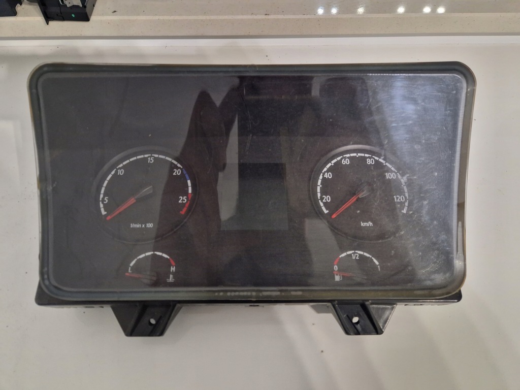 фото №1, Счетчик приборы панель индикаторов scania p r g прибор приборная панель