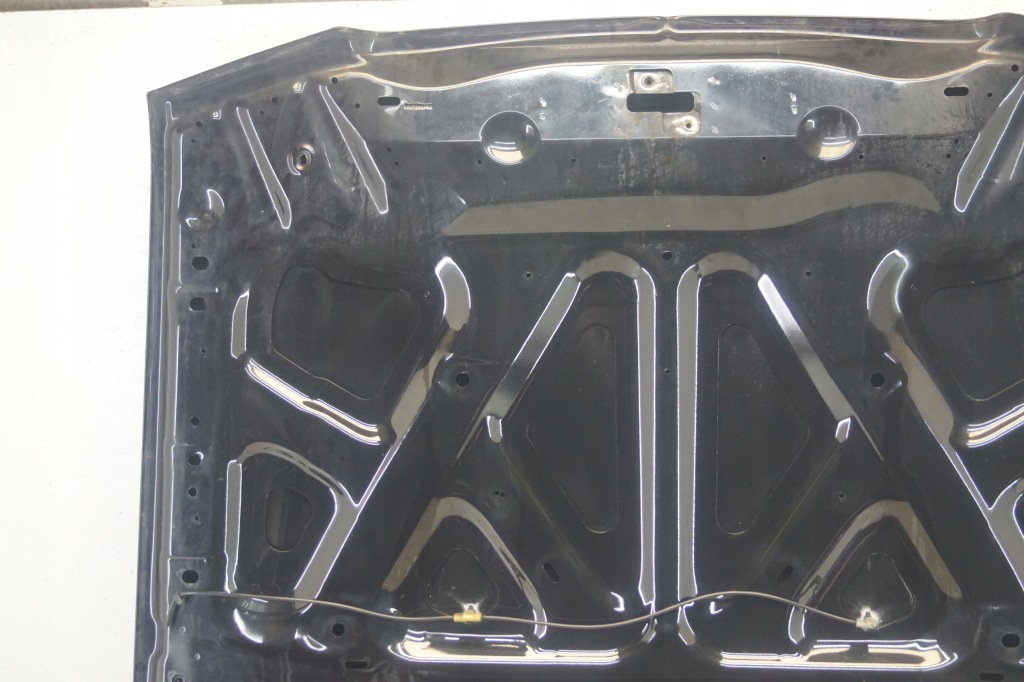 Капот кришка двигуна chrysler 300c Зі Шроту