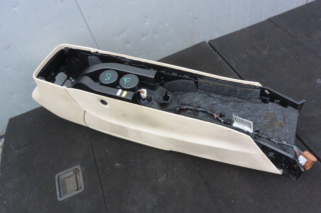 фото №11, Туннель средний maserati quattroporte vi