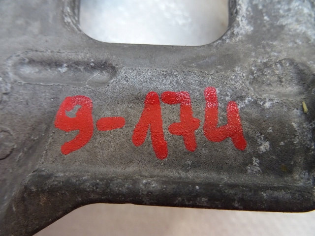 фото №9, Renault kadjar 1.5 dci кронштейн кронштейн генератора 117100072r