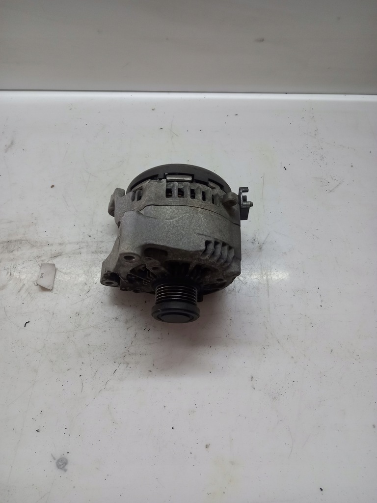 фото №1, Генератор bmw 2,0 f10 f20 f30 7695478-05