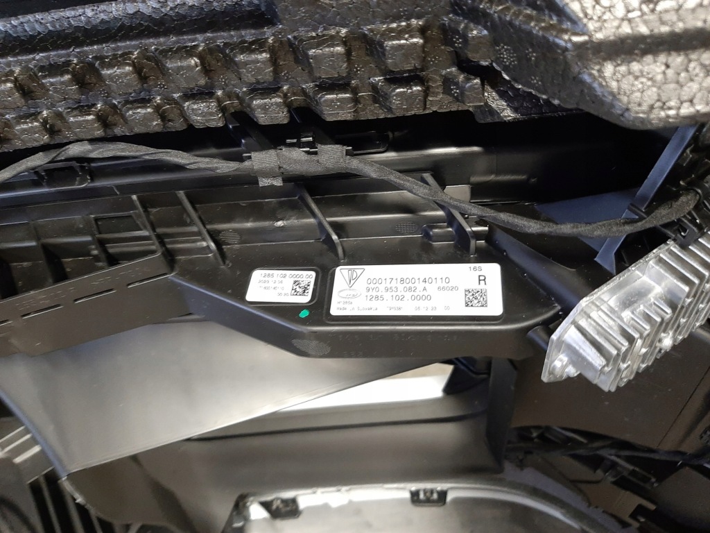 Porsche cayenne e3 бампер перед 2023- 9y0807217ak / 9y0807061g в Україні