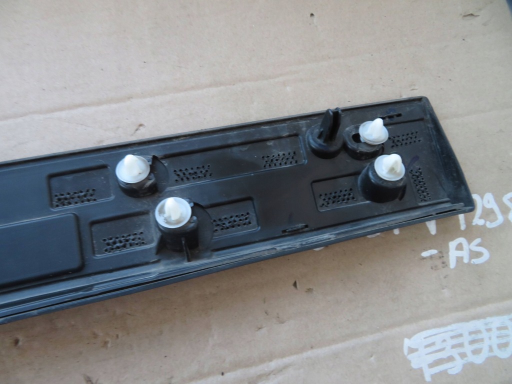 Polestar ii 2 молдинг накладка двері передня ліва 31672655 Оригінал