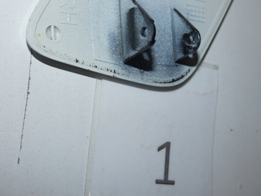 фото №8, Заглушка бампера передний, защита распылителя volvo v-40 ii