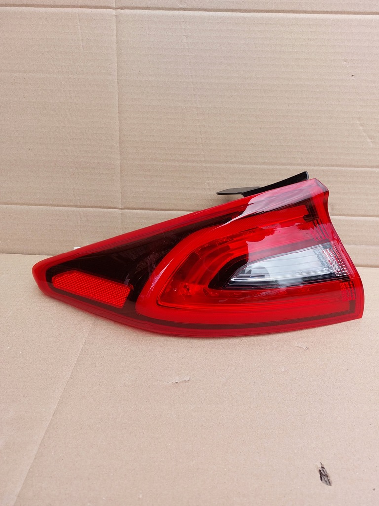 фото №1, Лампа hyundai ioniq led левая задняя оригинал 92401-g2100