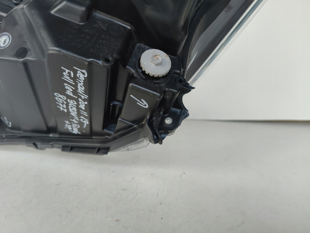 фото №10, Лампа правая фара renault zoe ii 19- full led