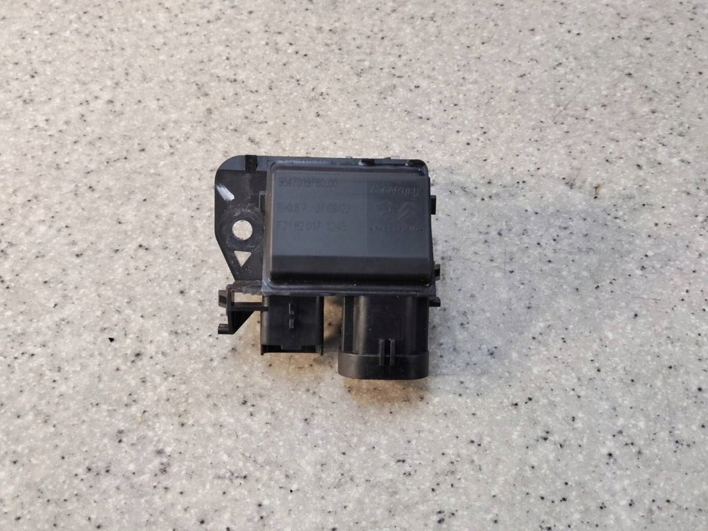 фото №1, Резистор обігрівача 9847019780 citroen c5 aircross