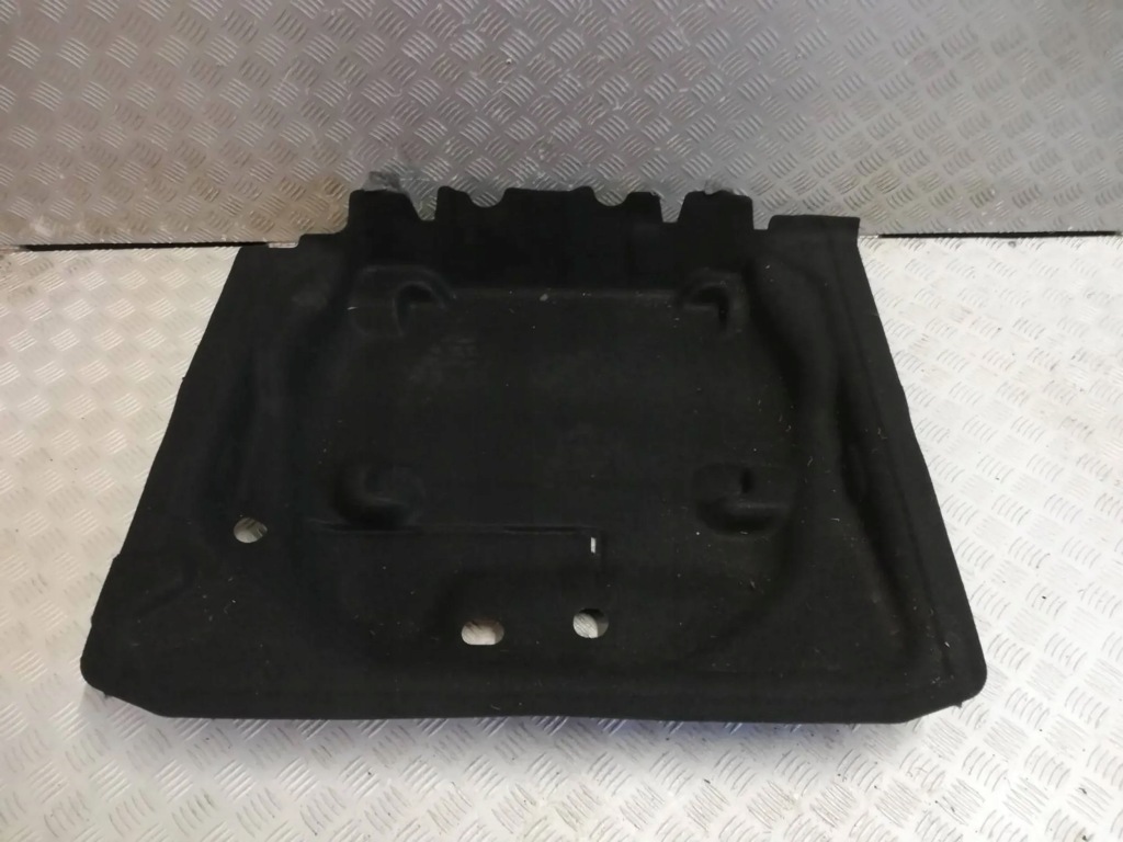 фото №1, Mercedes w246 обшивка багажника вкладыш