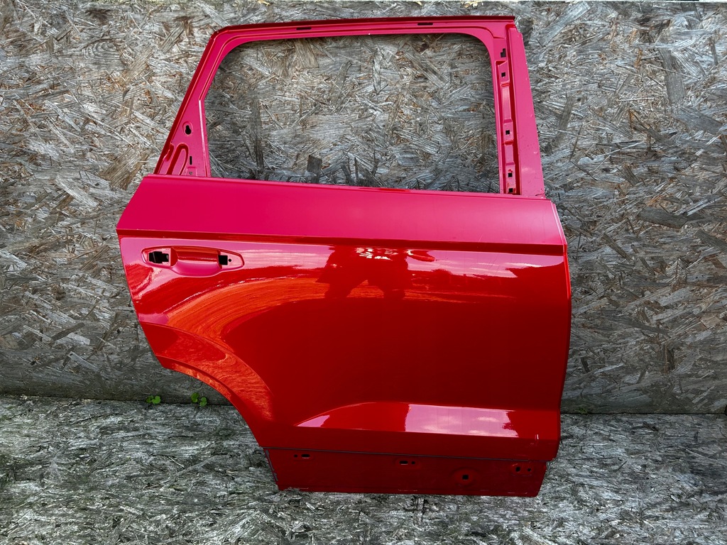 фото №1, Seat ateca skoda karoq дверь правое задняя задние