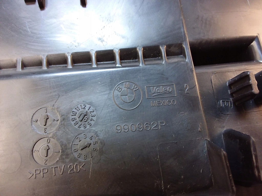 фото №5, Bmw x5 f15 воздухозаборник воздуха отопителя 990962p