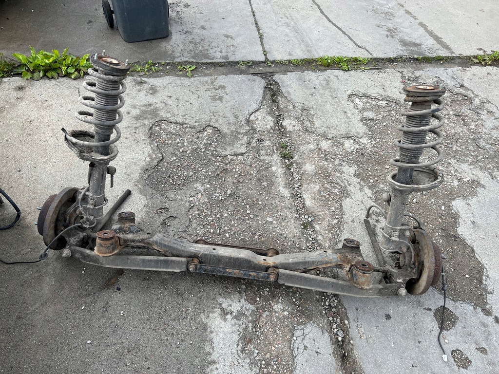 фото №1, Hyundai tucson i 04- балка oś подвеска задняя kpl