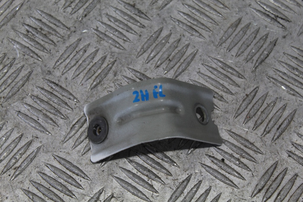 фото №1, Кронштейн крыла amarok 2h 2h3 2h0 lift