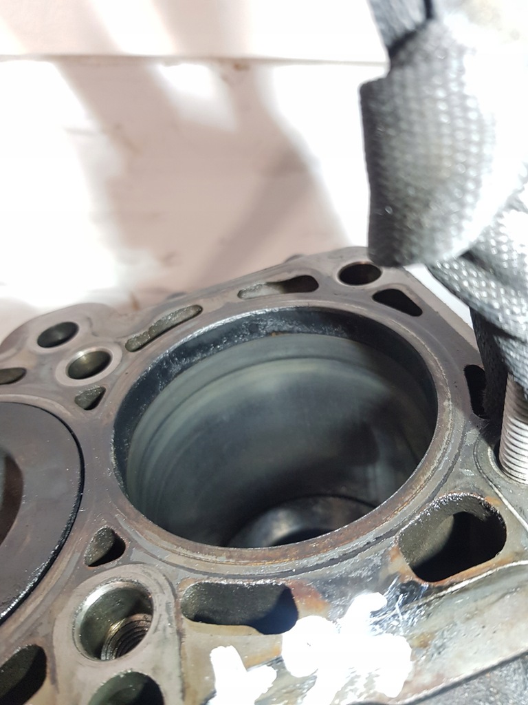 фото №7, Dół блок двигуна 03l021ap vw transporter t5 2.0 tdi cfc