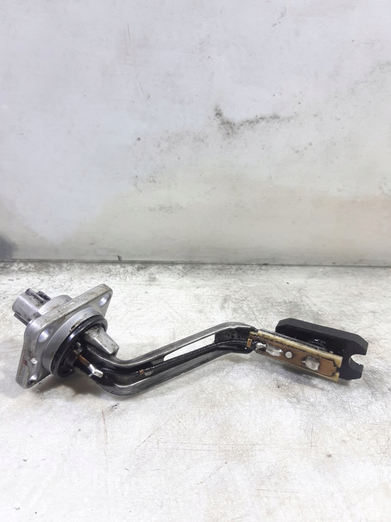 фото №5, Датчик рівня оливи toyota hilux 2.4d 2gdftv