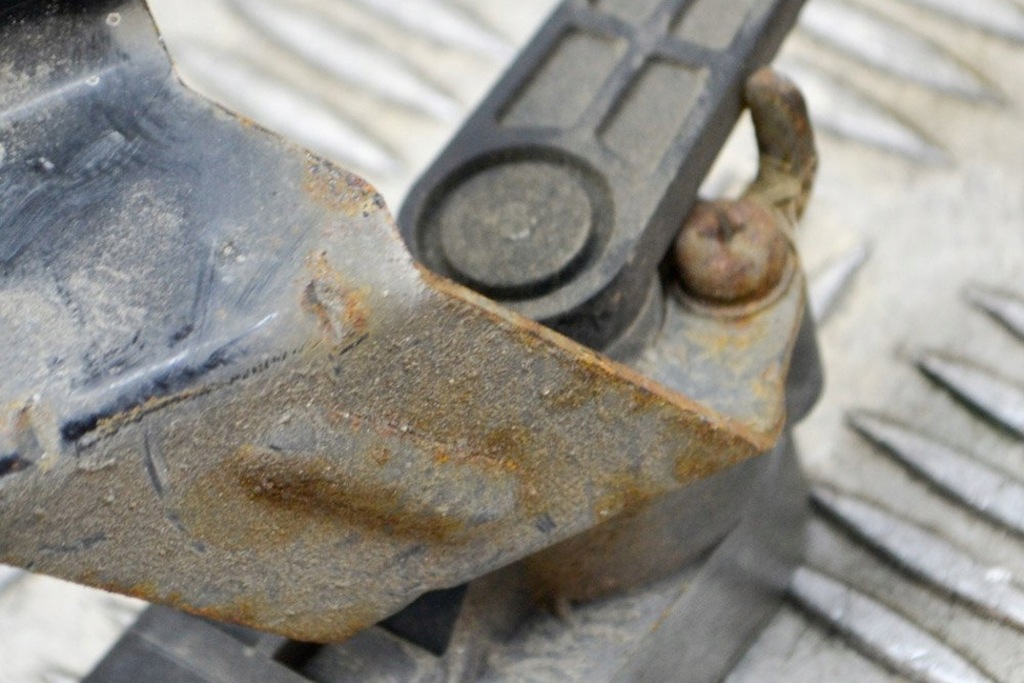 фото №7, Nissan leaf ze0 задний правый датчик высоты 6pm010017 53812-89900 2011