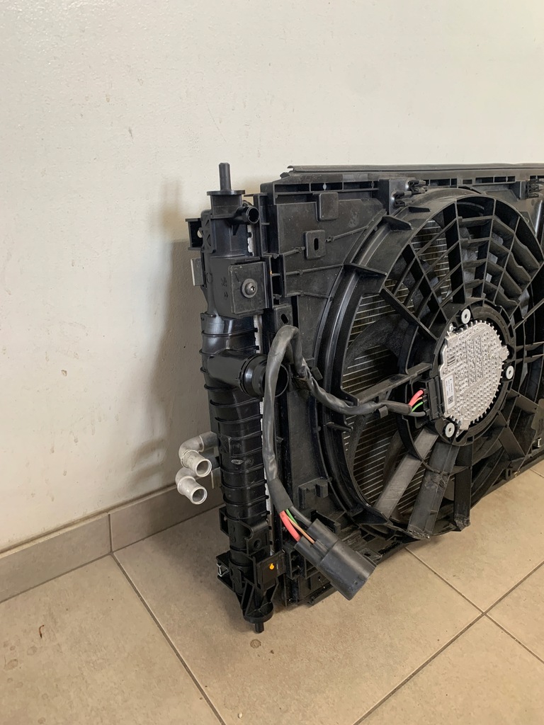 фото №11, Peugeot 3008 ii 5008 ii 16- 1.6 hybrid гібрид pas передній радіатор kpl