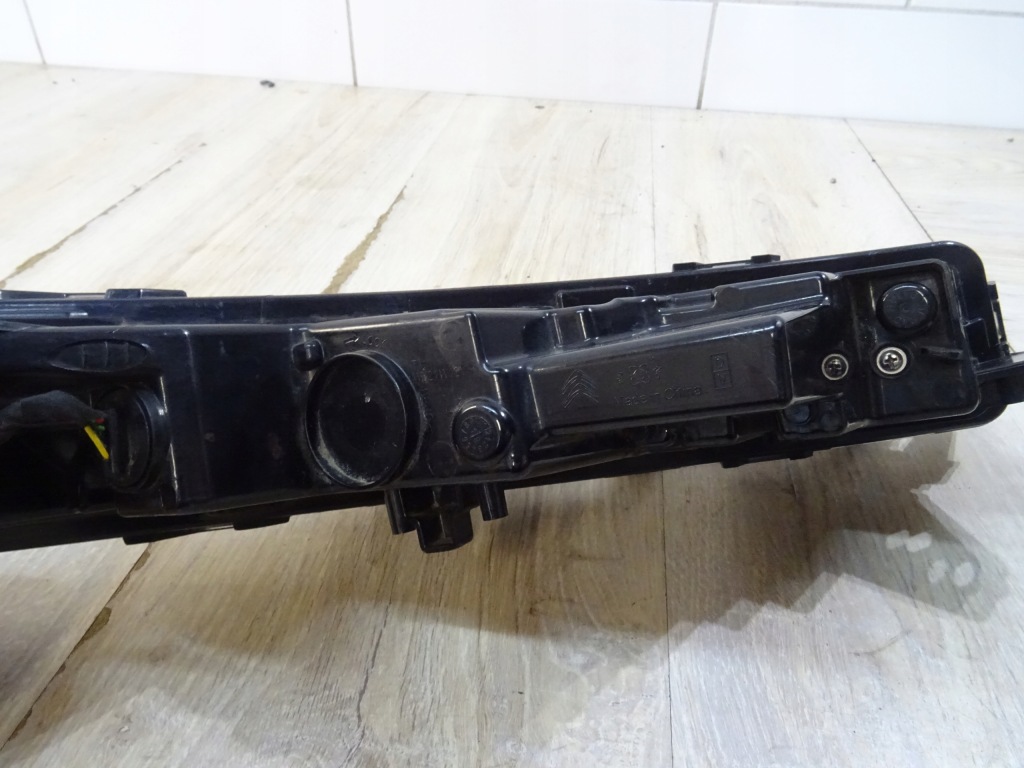 фото №7, Citroen c5 aircross лампа левый перед drl 9818005180 llu
