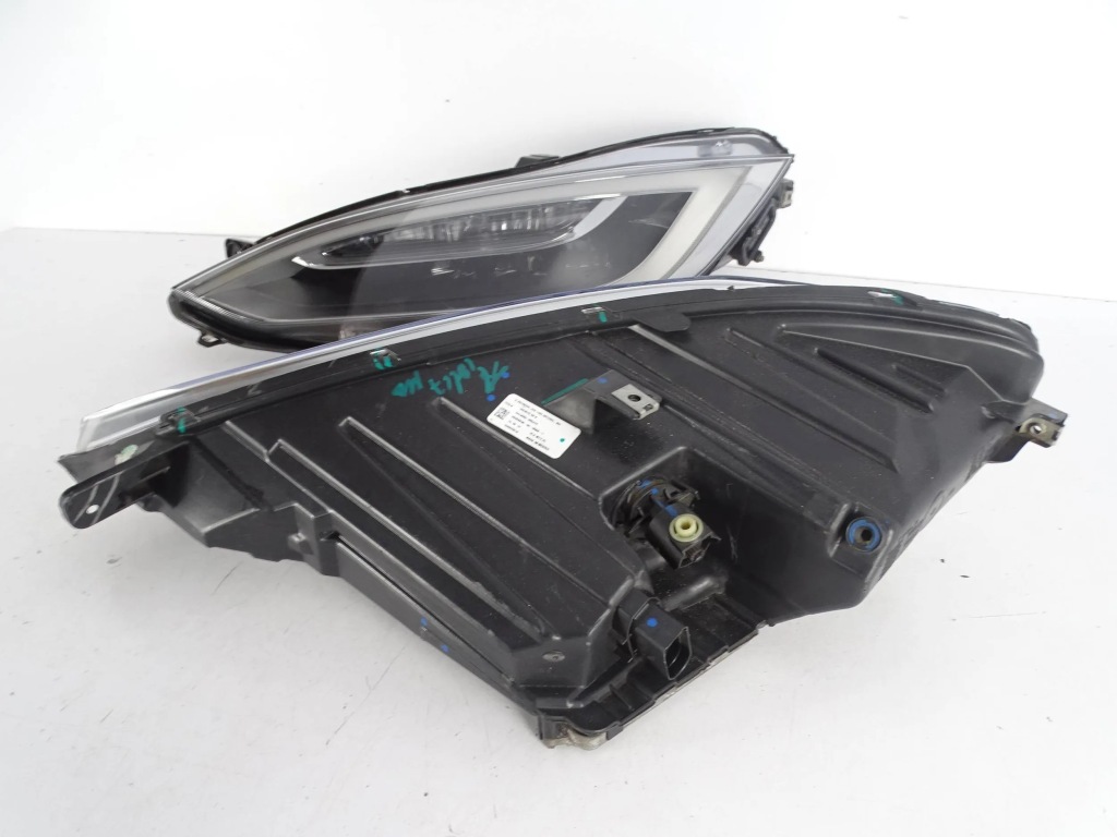 Фара перед передняя правый  tesla s рестайлинг  full led Оригинал