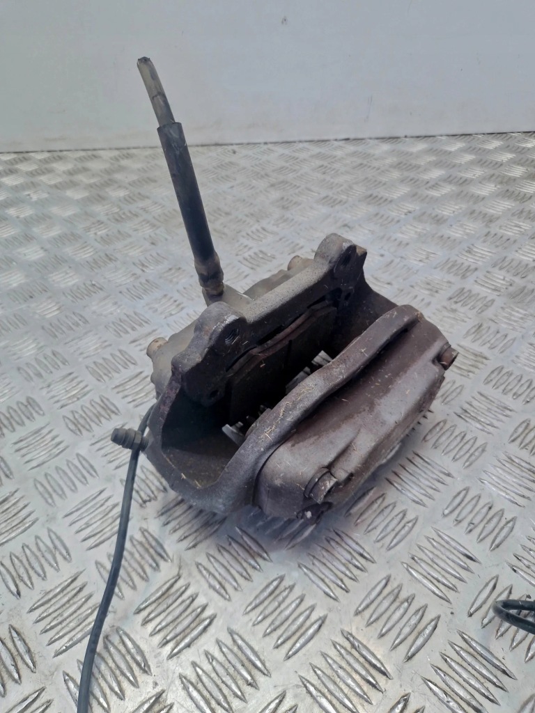 Супорт гальмівний передній правий mercedes-benz sl r230 a2305400108 32095868 Київ