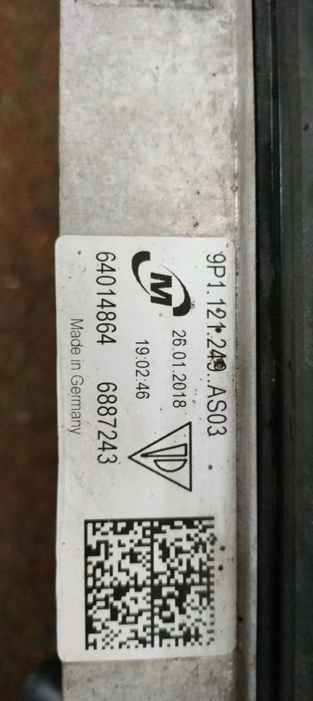 Радіатор води porsche 718 boxster 991 9p1121249 в Україні
