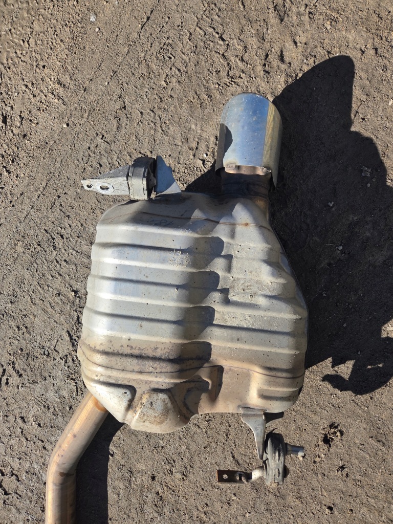 Q5 8r рестайлинг  гаситель конечный труба выхлопная 8r0253611ak 8k0253211 Недорого