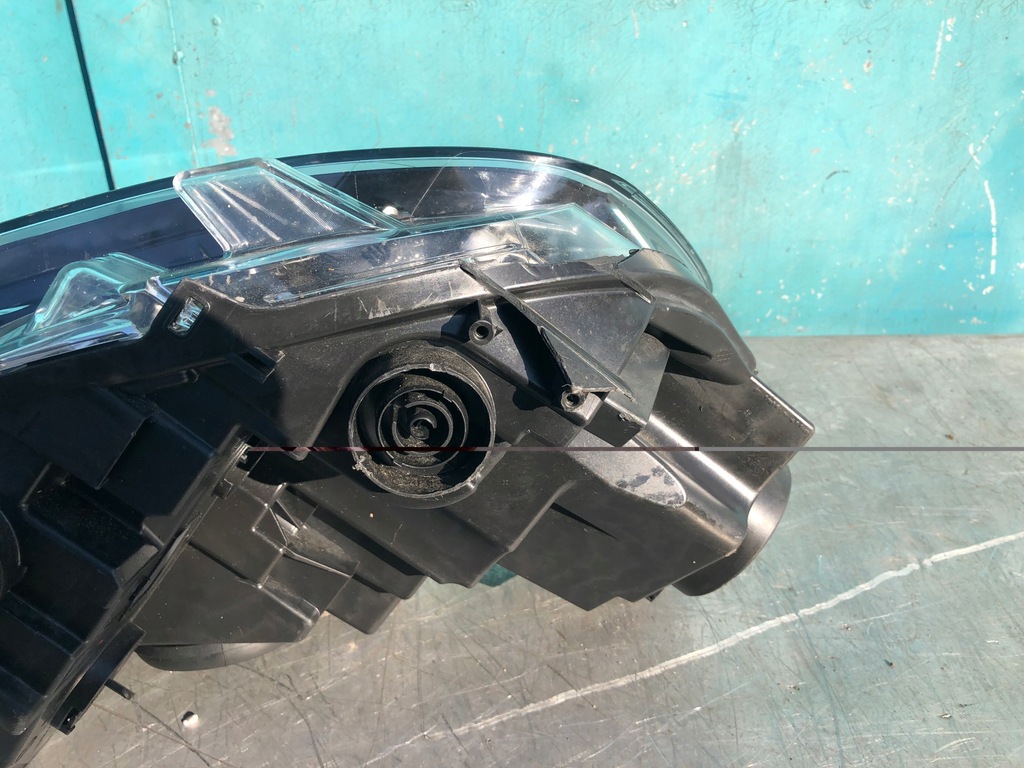 фото №7, Peugeot partner iv led лампа левый перед левая