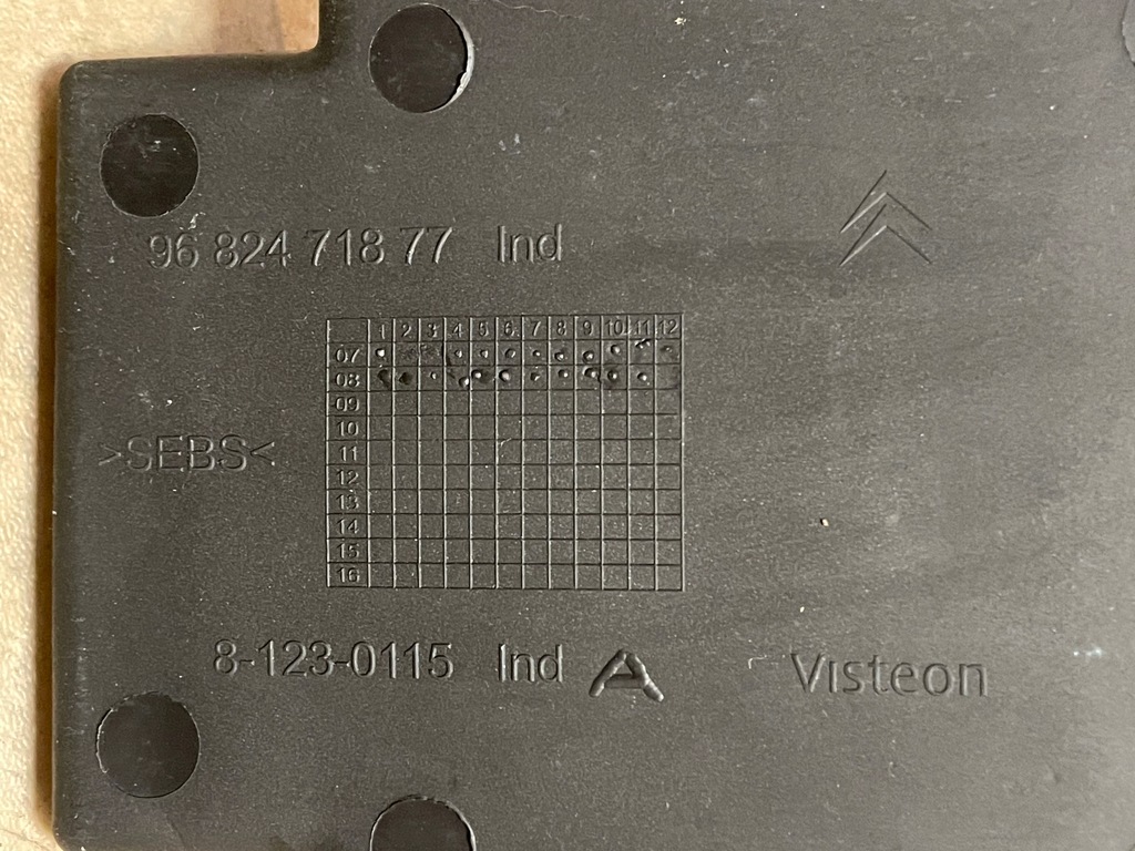 фото №6, Защита бардачка туннель citroen c5 iii x7 08-17r 9682471877