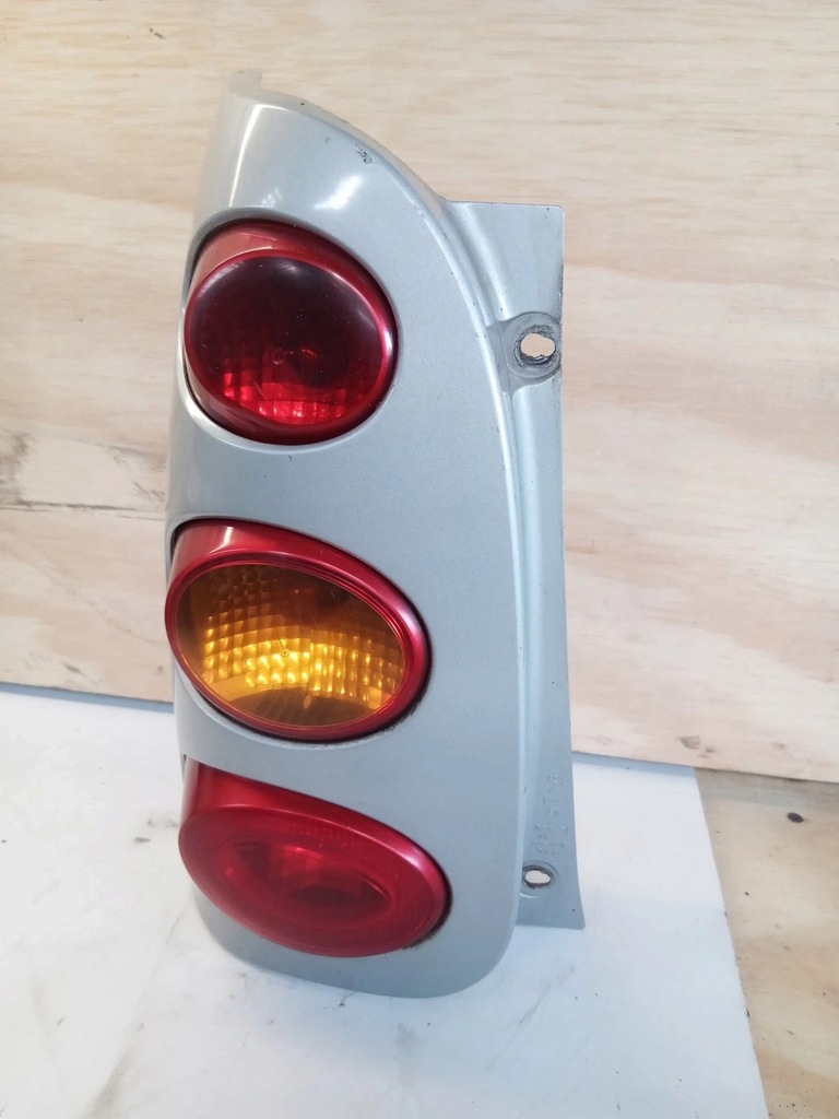 фото №1, Лампа задняя левая smart forfour 0011644