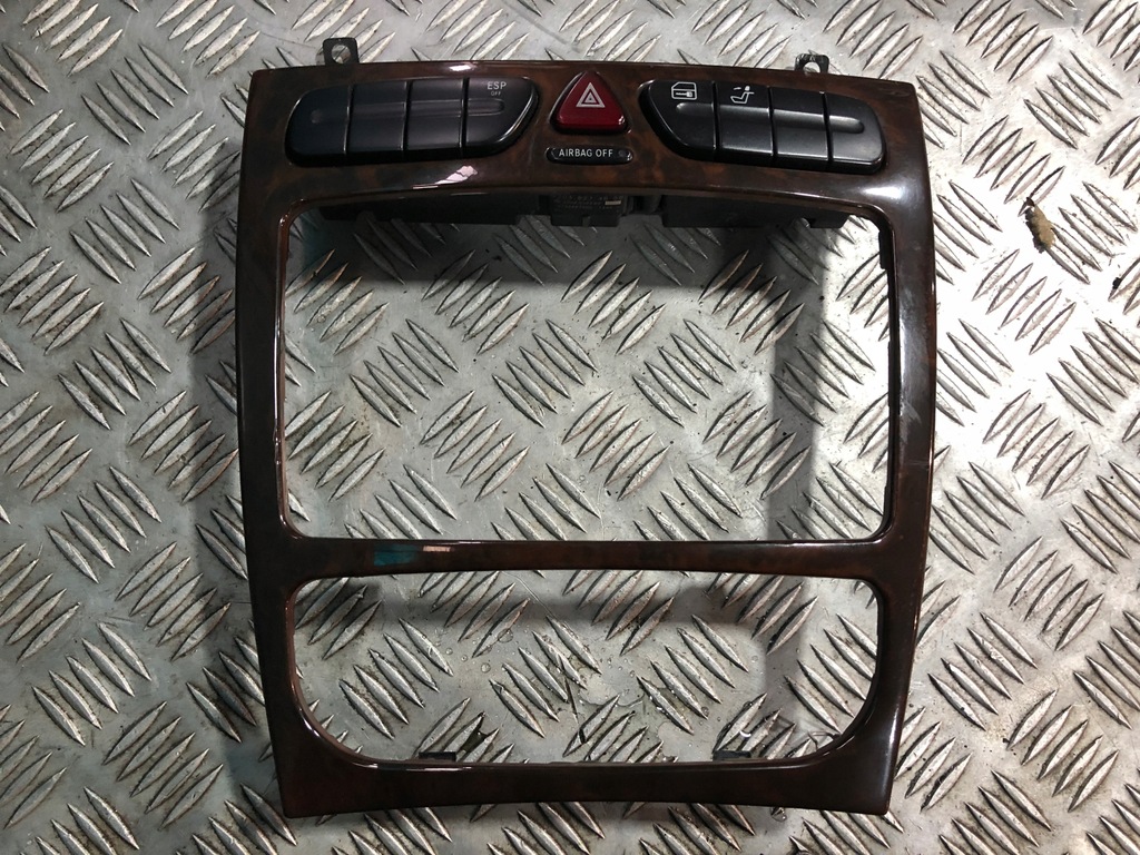 фото №1, Mercedes w203 рамка радіо drewno dekor дерев'яний