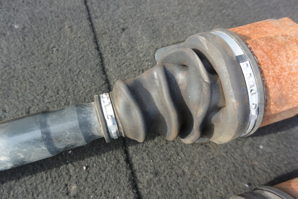 фото №11, Привідний вал задня права ліва tesla model s p85 12-16