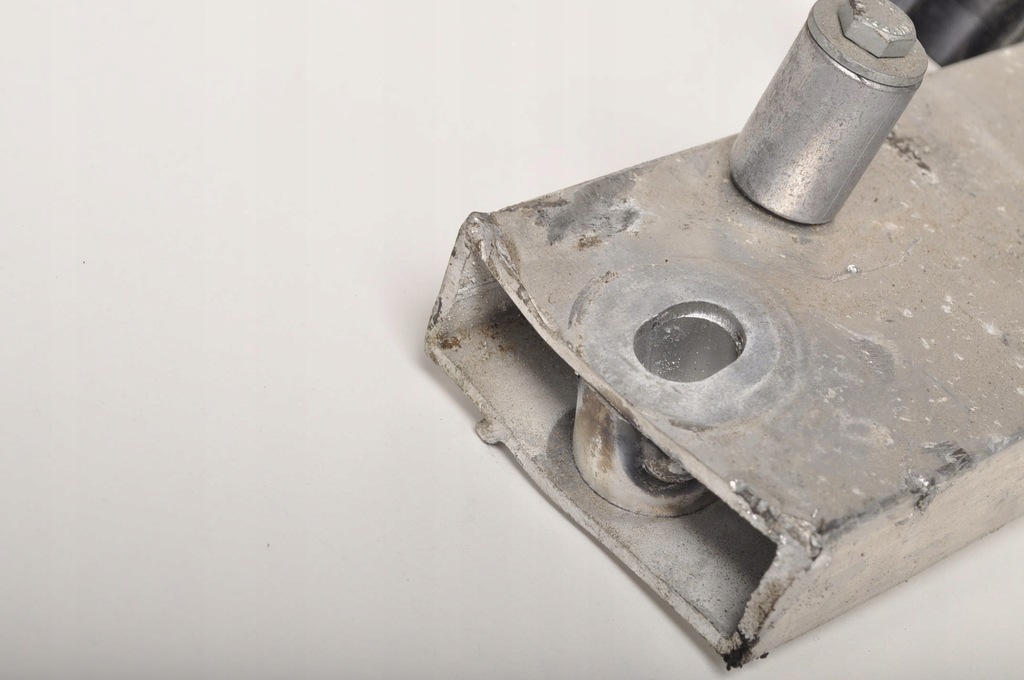 фото №6, Bmw ix3 g08 розпірка балка кронштейн перед 7497145 21r