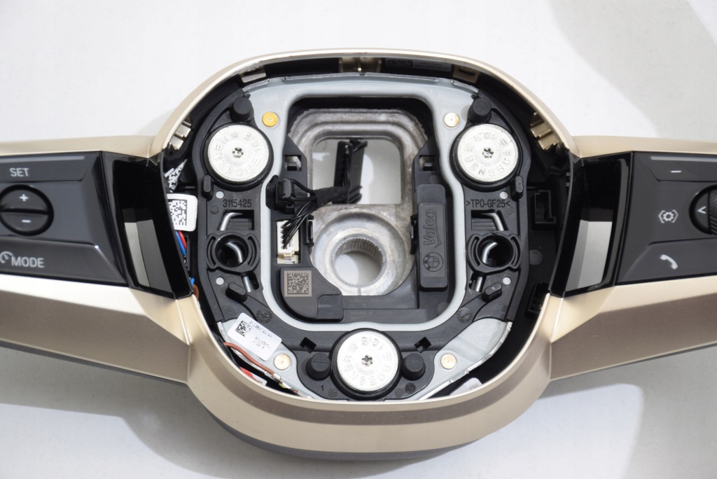 Bmw ix i20 воздуховод мультифункция кожа с подогревом оригинал Цена