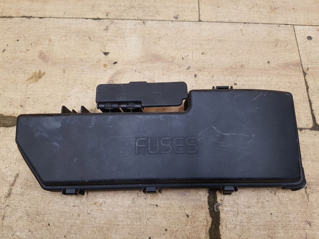 фото №1, Крышка защита коробка предохранителей volvo s80