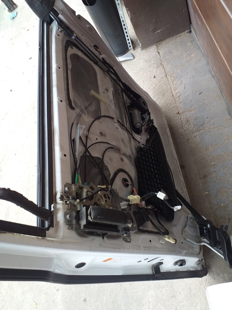 фото №7, Toyota sienna дверь правый задняя задние правое 11-20