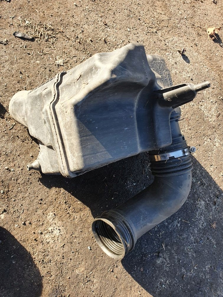 фото №1, Корпус фільтра повітря megane 1.9 dci 2005r