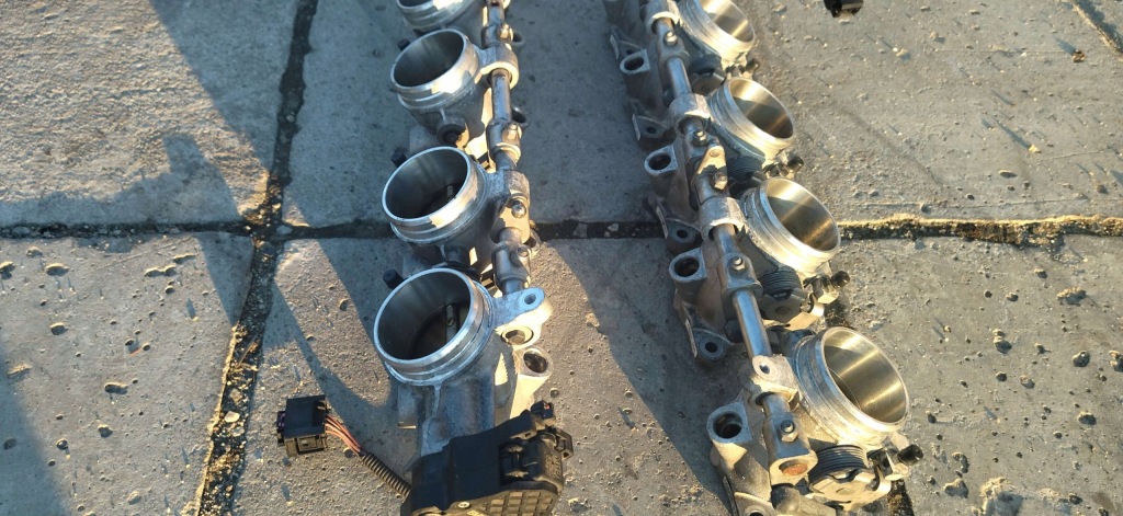 Bmw e60 m5 e63 e64 m6 дроссельная заслонка сигнальные трубы левая правая 7834022 7834834 в Украине