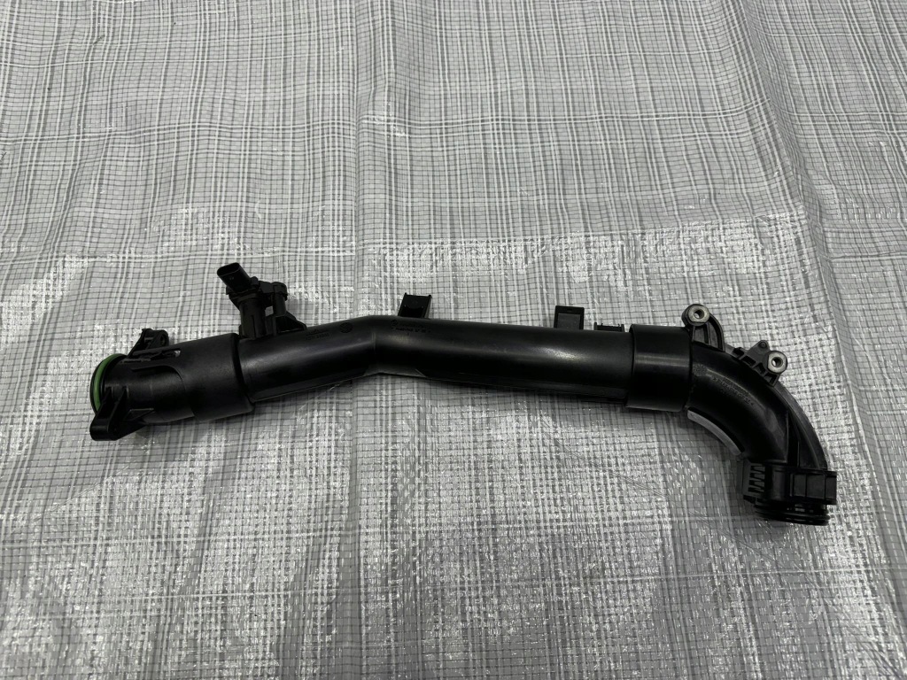 фото №1, Патрубок труба шланг renault austral e-tech 144602179r