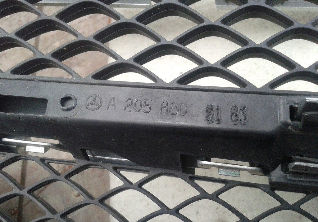 фото №12, Бампер перед передній решітка радіатора решітка радіатора mercedes w205 c-klasa 14-18 a2058800183