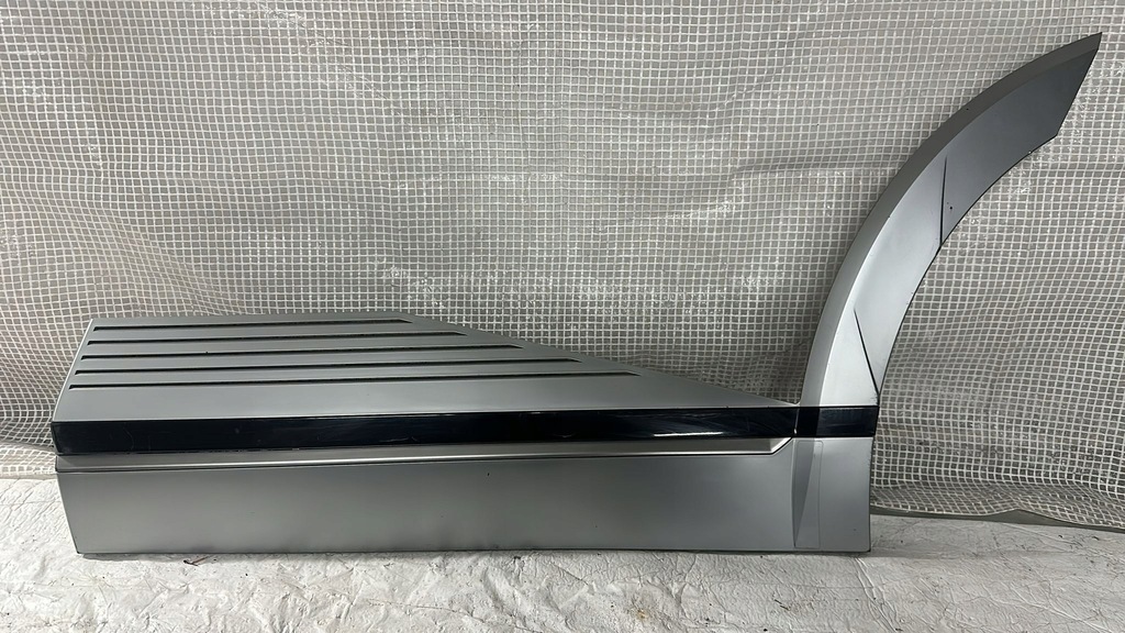 фото №1, Hyundai ioniq 5 2021-молдинг na дверь левая задняя