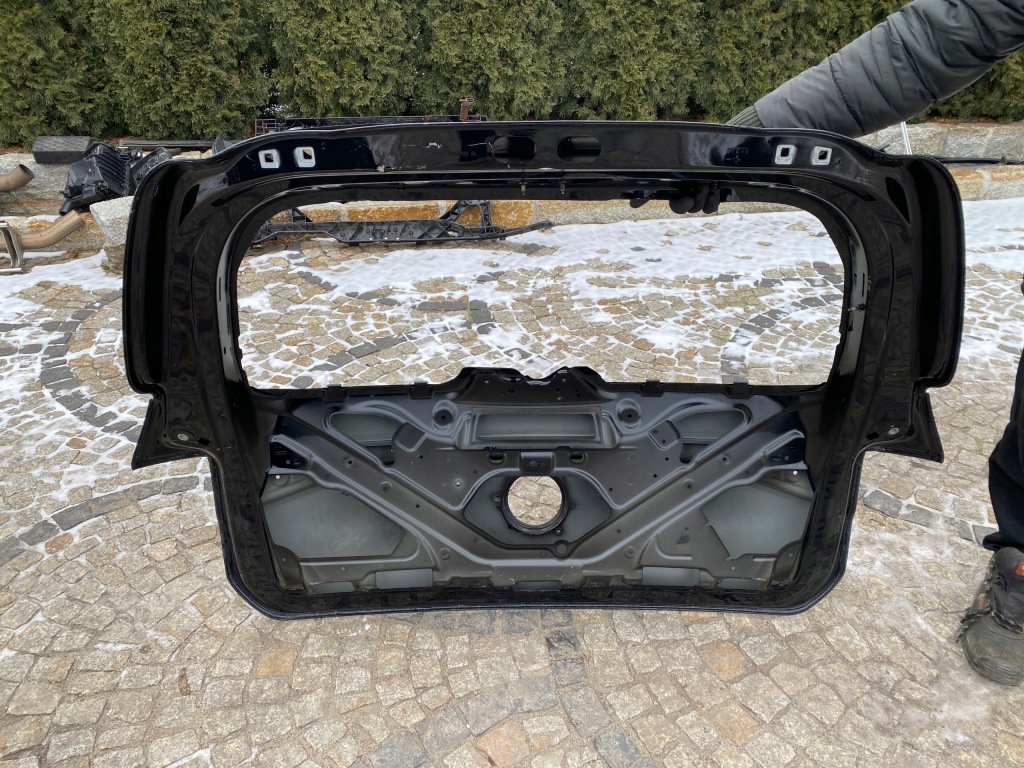 Mercedes 243 x243 w243 eqb крышка багажника крышка багажника задний  2437420700 оригинал Оригинал