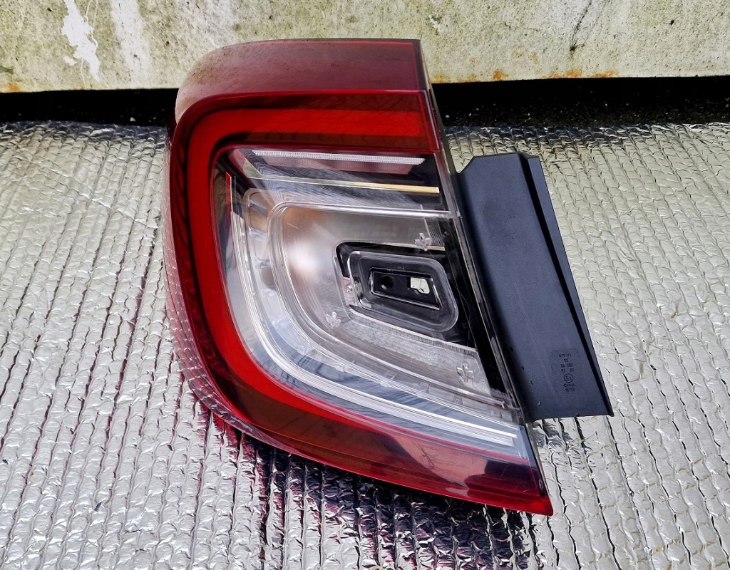 фото №1, Renault captur ii 2 265555689r 19-23 лампа левая левый задняя led