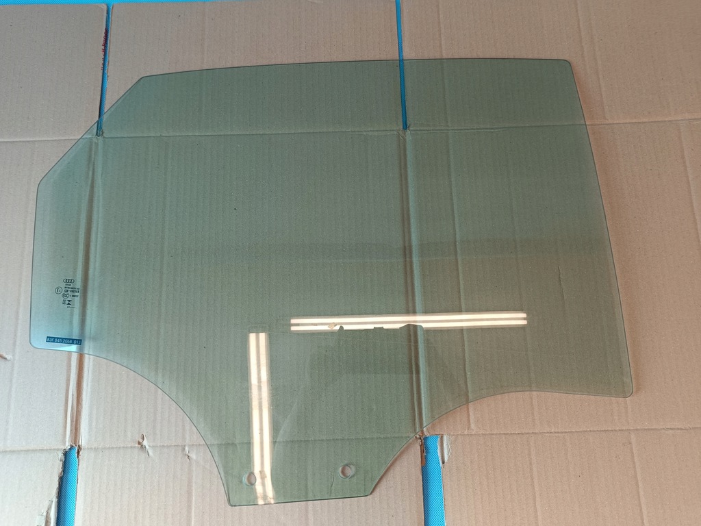 фото №1, Audi q3 f3 sportback 1.4 tsi скло двері правий задня з 2023 roku 83f845206b