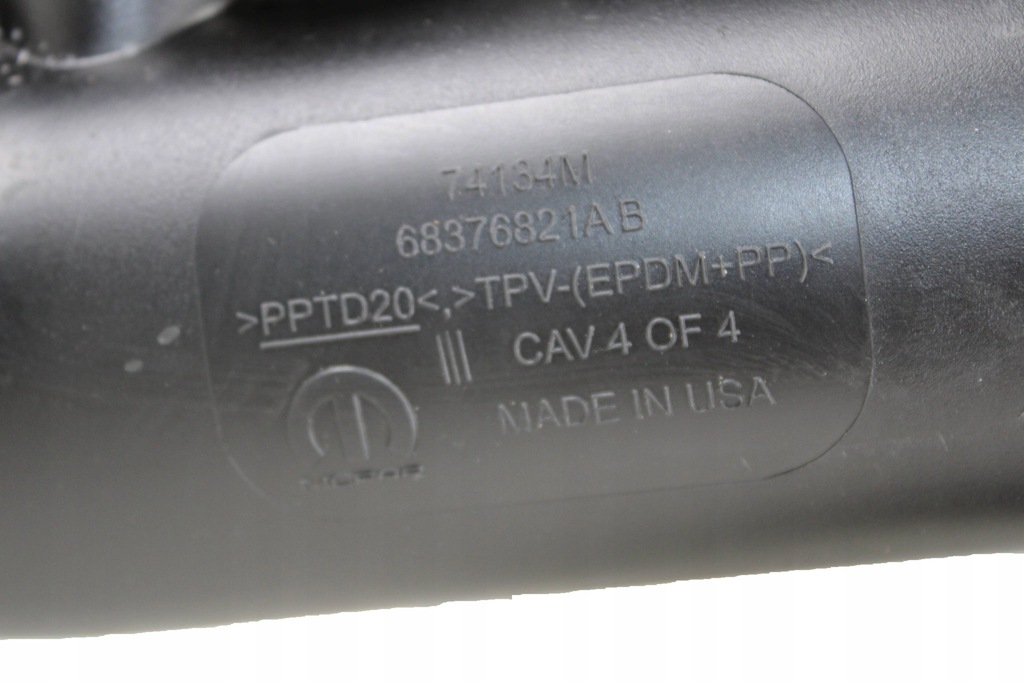 фото №10, Jeep grand cherokee wl 2021- воздухозаборник резонатор шланг воздуха 68376821ab